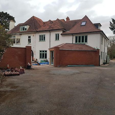 The New Forest Manor Apartment Lymington Dış mekan fotoğraf